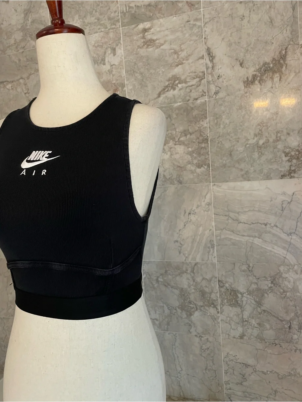 Nike Air Cropped Tank Top
